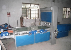 玻璃自動衝壓掰（bāi）粒排版機 JLBP-600型