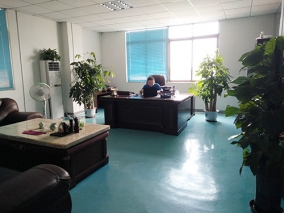 玻（bō）璃切（qiē）割機廠家